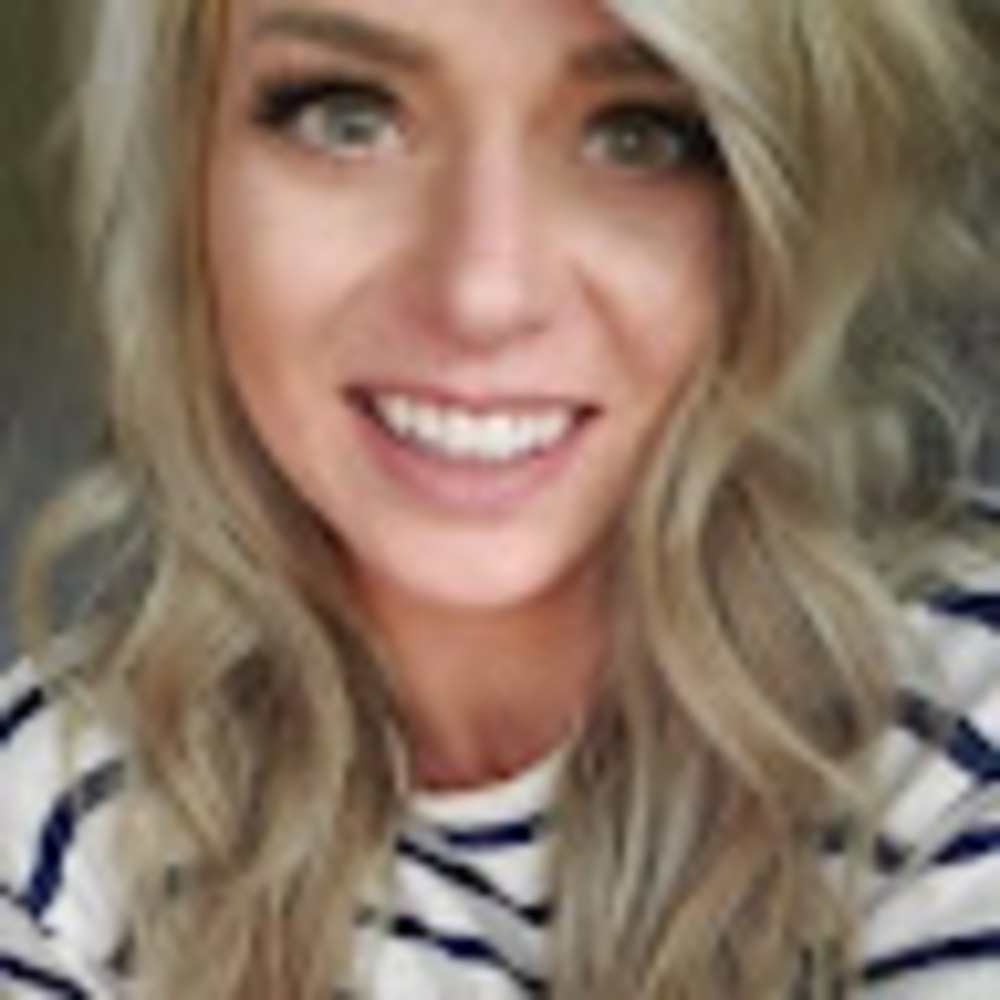 Meet your Posher, Carli